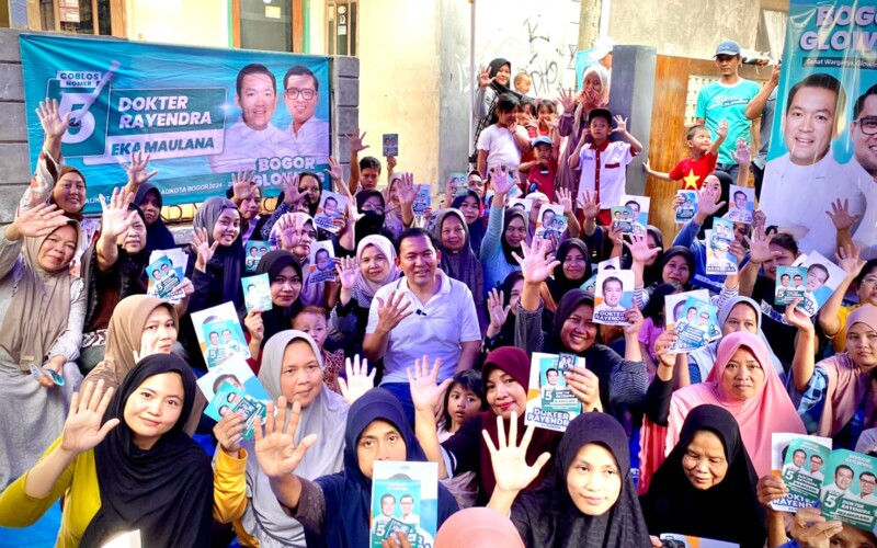 Cawalkot Nomor Urut 5, Disambut Emak – emak saat Blusukan ke Pamoyanan