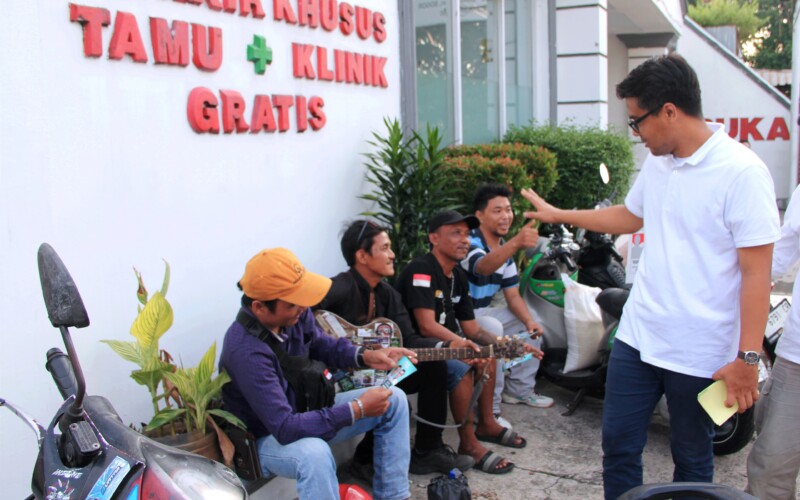 Nostalgia, Eka Maulana Temui Sahabat-Sahabatnya di Layungsari