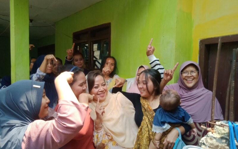 Bikin Terharu Melli Darsa Disambut Hangat oleh Warga Rangga Mekar