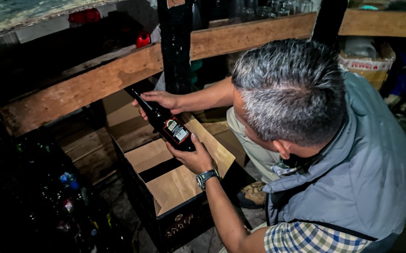 Buka Saat Ramadan, Dua THM Disegel