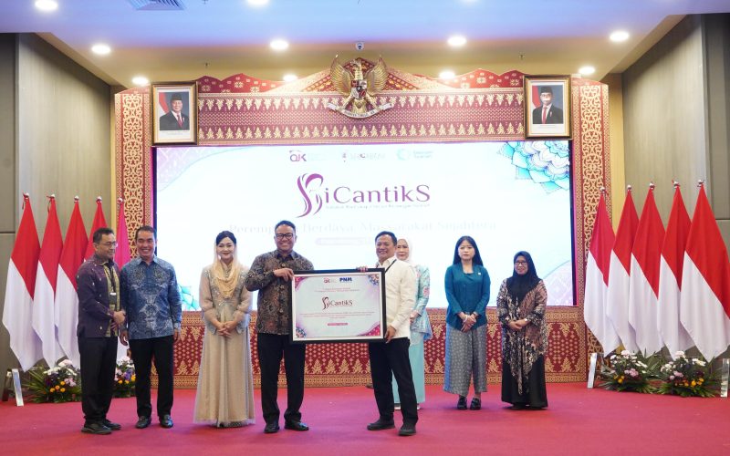 OJK Gandeng AO PNM dalam Program SICANTIKS untuk Perkuat Literasi Keuangan Syariah