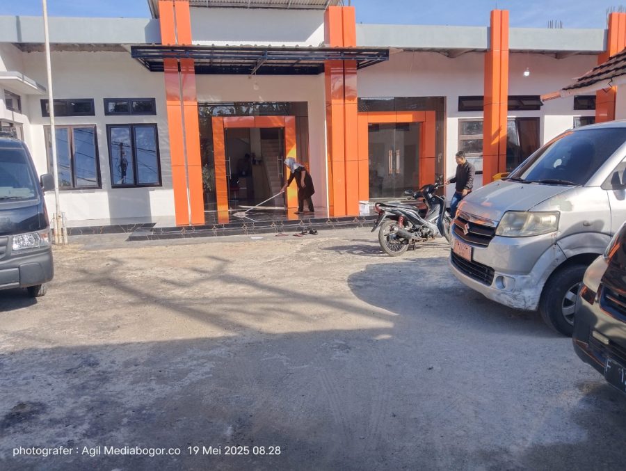 Kantor Desa Pamijahan yang Baru Makin keren.!