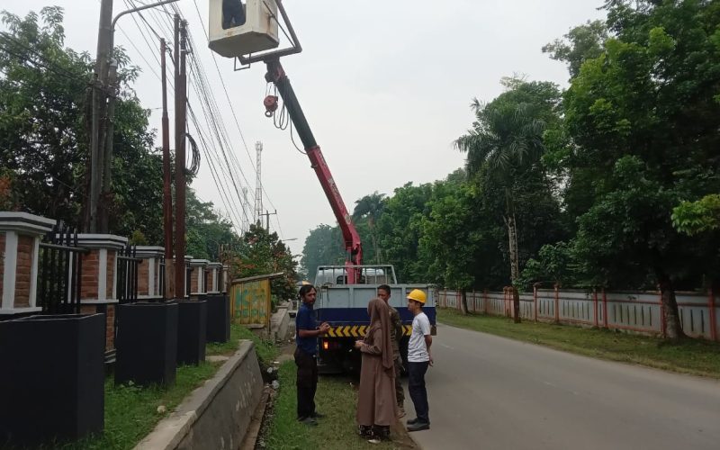 PJU di Jalan Area Rumpin Bogor Diperbaiki, Lampu Jadul Diganti ke LED