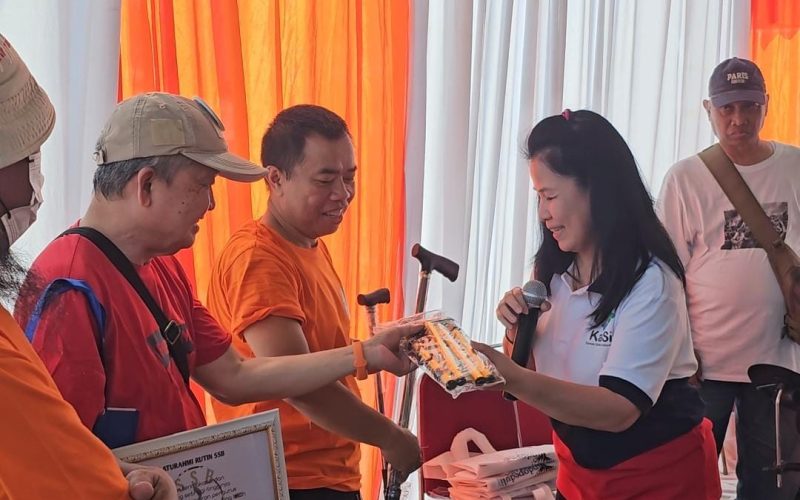 KASIH Gelar Kegiatan Kemanusiaan untuk Penderita Stroke Bersama RS Bethsaida dan UPN