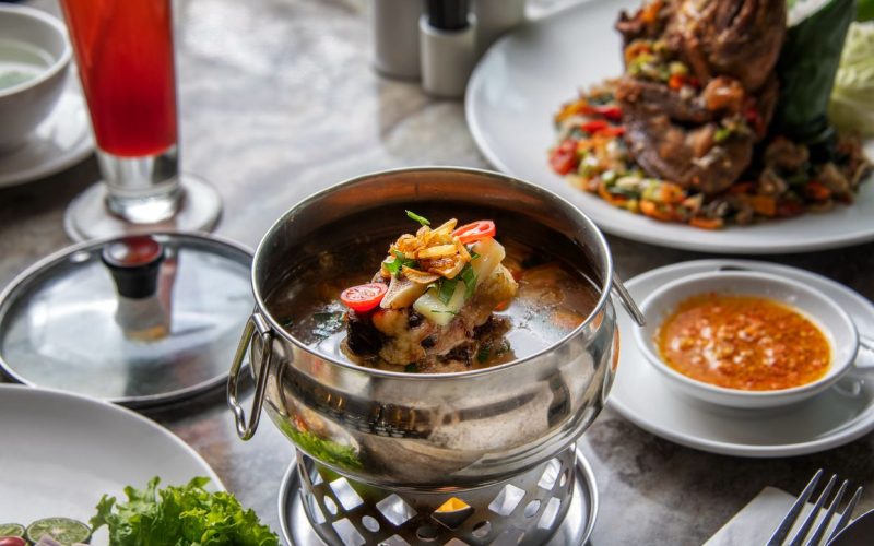 GRAND SAVERO BOGOR SUGUHKAN MENU CHEF RECOMMENDATION “SOP BUNTUT CHEF TIO” HANYA 120K