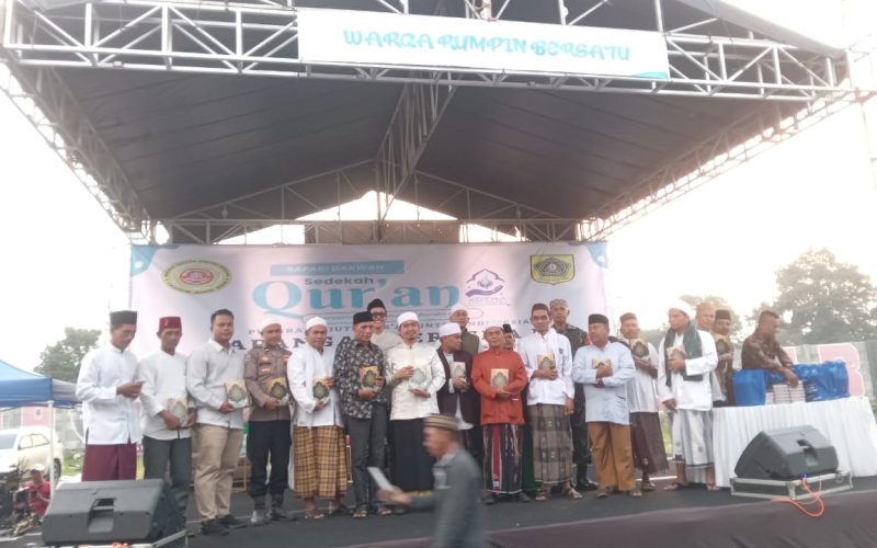 Ustadz Solmed Datangi Desa Sukamulya Rumpin Giat Safari Dakwah Sedekah Qur’an