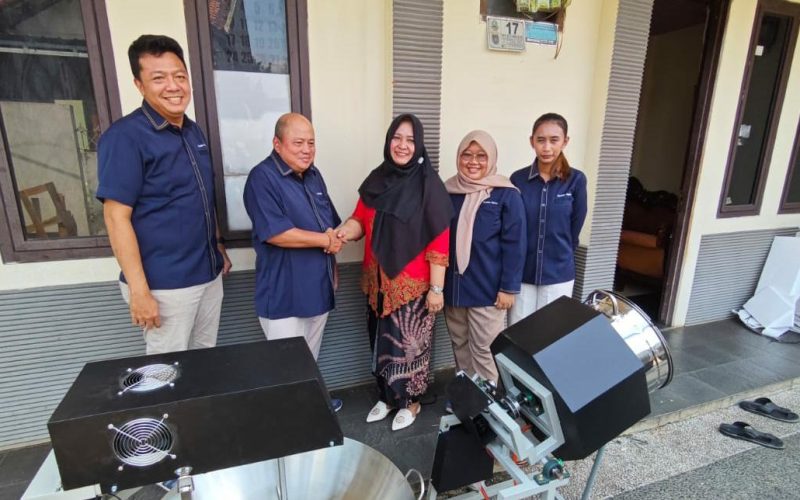 Sektor Usaha Mikro, Kecil, dan Menengah atau UMKM, telah menjadi penopang utama perekonomian di Indonesia