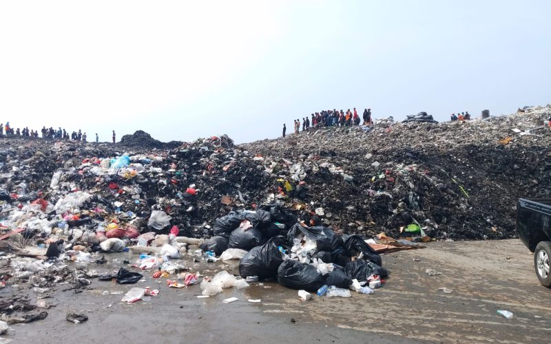 TPA Galuga Cibungbulang Longsor, 1 Orang Tewas Tertimbun