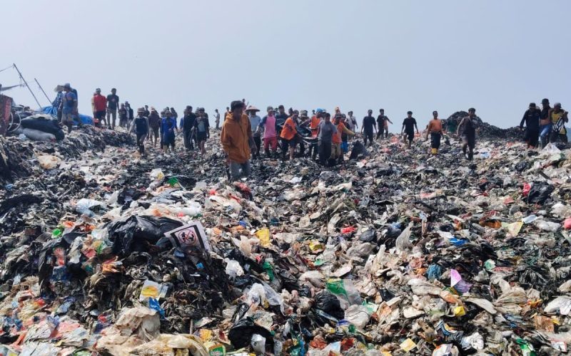 Terungkap, Korban Tewas Tertimbun Longsor di TPA Galuga Seorang PNS Kota Bogor