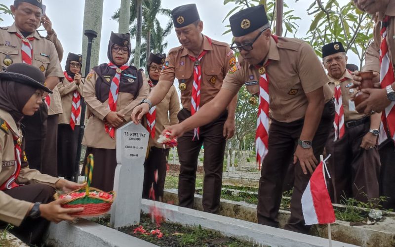 Khidmat di Bawah Gerimis, Pemkot Peringati Hari Lahir Pramuka ke-64