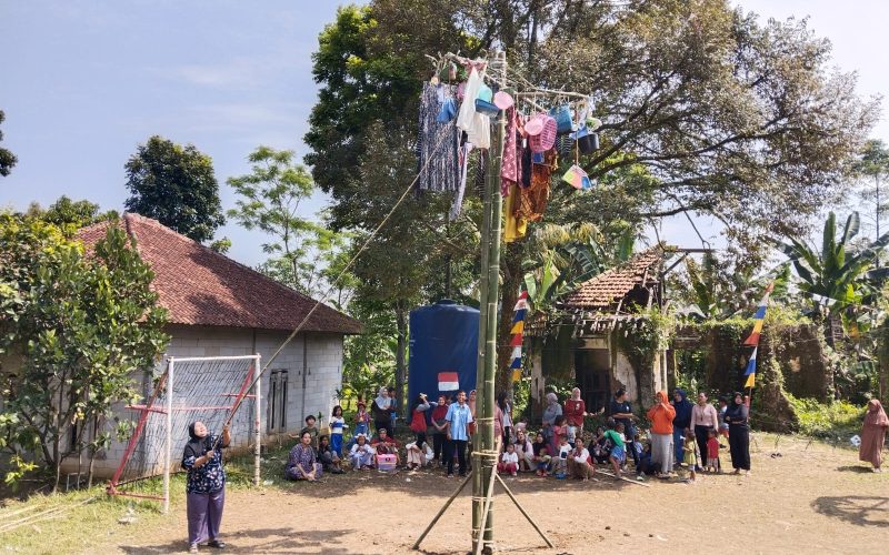Warga Suka Asih Gelar Lomba 17 Agustus Lucu dan Menarik