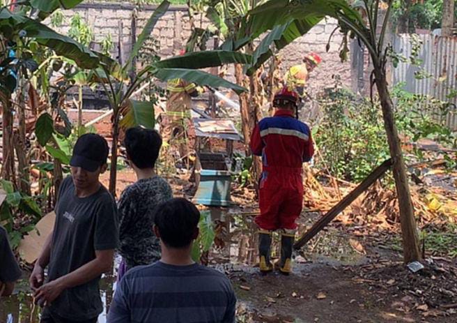 Gegara Konsleting Listrik, Si Jago Merah Lalap 1 Rumah di Cibinong