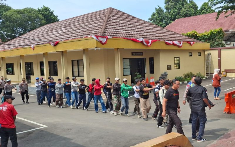 Tercyduk ! Puluhan Pelajar Diamankan Satgas Pelajar dan Polisi Diduga Ikut Demo ke Jakarta
