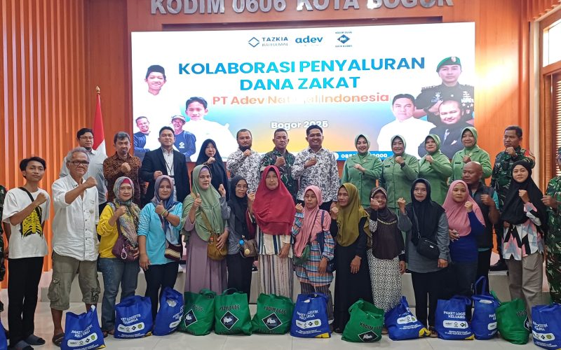 Kolaborasi, Kodim 0606/Kota Bogor dan PT. Adev Natural Indonesia Bagikan Ribuan Paket Untuk Masyarakat