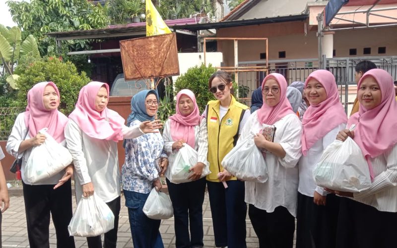 HUT ke – 61 Partai Golkar Kota Bogor Gelar Aksi Sosial, Bagikan 3000 Paket Sembako