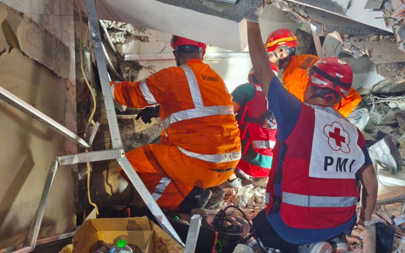 Pondok Pesantren Runtuh, Tim SAR Gabungan Segera Lakukan Assesment dan Evakuasi Santri Tertimpa Reruntuhan