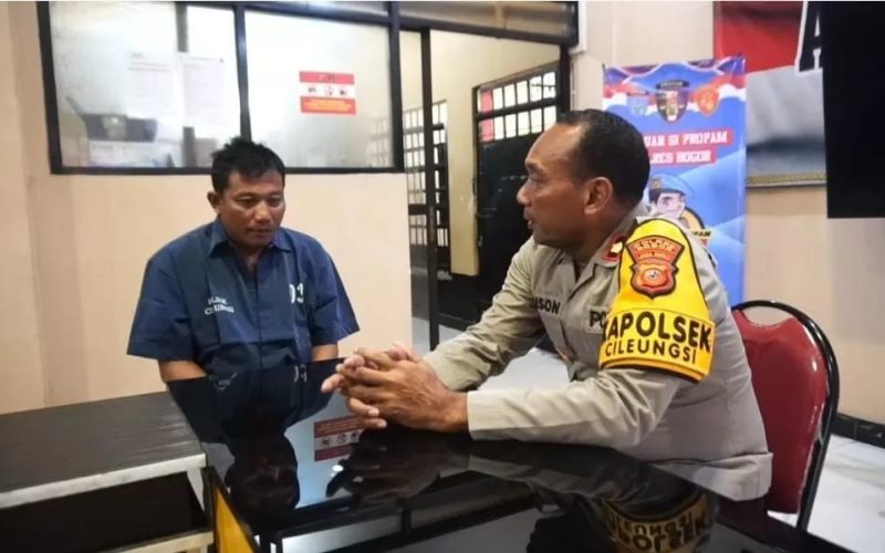 Polisi Tangkap Pencopet HP iPhone 13 yang Ngaku Wartawan saat Kunjungan Presiden Prabowo ke Cileungsi