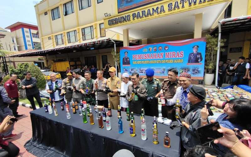 Wali Kota Bogor Apresiasi Langkah Tegas Polresta Bogor Kota Tekan Peredaran Miras Ilegal