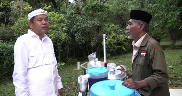 Dijanjikan Jadi Penerjemah, Pedagang Cincau Asal Bogor yang Kuasai 4 Bahasa kena PHP Gubernur Jabar