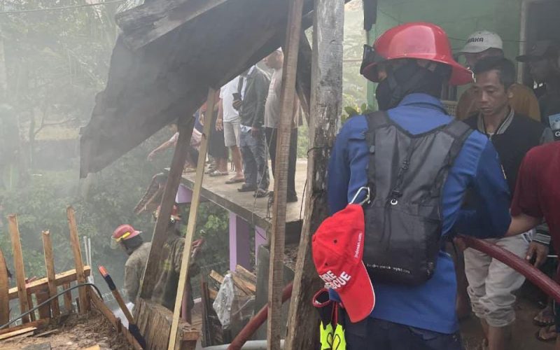 Gegara Pembakaran Sampah, Tempat Pemotongan Kayu di Tanjungsari Kebakaran