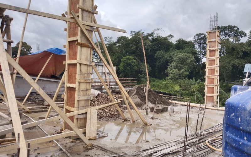 Tingkatkan Pelayanan Publik, Pemdes Pamijahan Renovasi kantor Desa