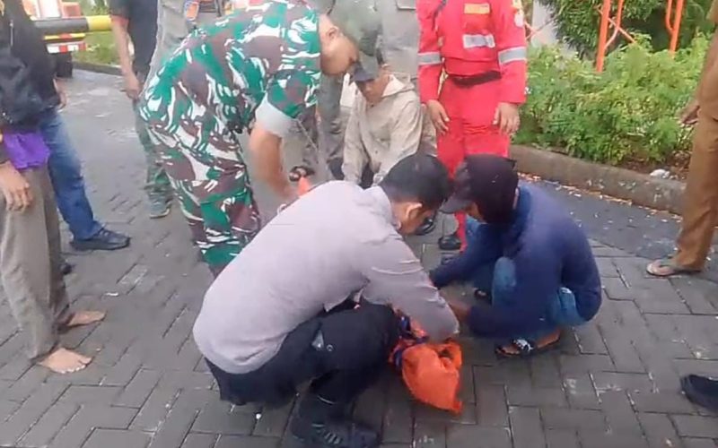 Sinyal HP Sebabkan Kuli Bangunan di Tenjo Tewas Tersambar Petir
