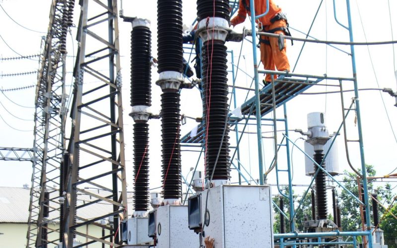Wujudkan Energi Listrik untuk Rakyat, PLN UPT Bogor Lakukan Pemeliharaan Dua Tahunan Bay Penghantar 150 kV untuk Perkuat Keandalan Sistem Kelistrikan Jelang Nataru