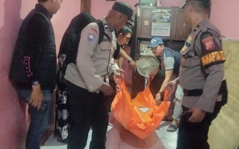 Diputusin Pacar, Pria di Cibinong Ditemukan Tewas Gantung Diri