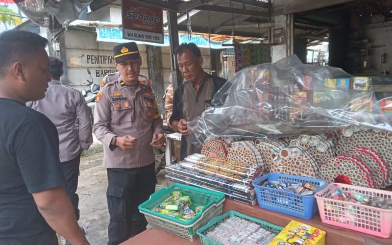 Jelang Tahun Baru Polsek Parungpanjang Razia Petasan, Segini Hasilnya