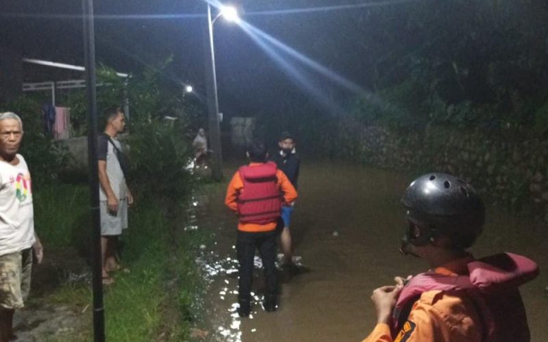 Banjir Rendam 190 Rumah di Parungpanjang, 43 Orang Mengungsi