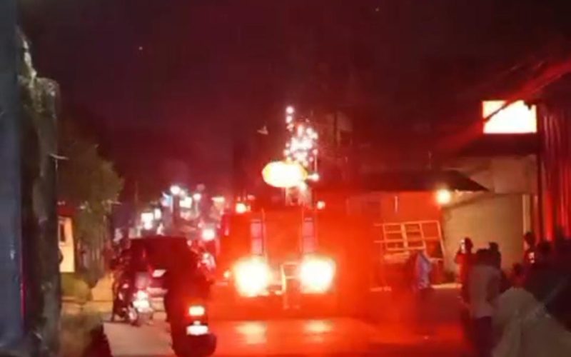 Gegara Kabel Optik Semrawut, Kebakaran Nyaris Terjadi di Cileungsi