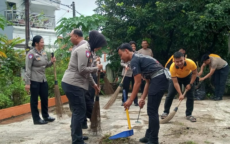 Jelang Ramadhan, Polres Bogor Bebersih Lingkungan ke 36 Masjid
