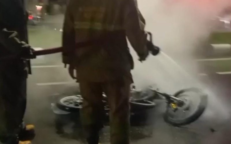 Usai Tabrak Ambulans, Tangki Bensin Motor RX King Bocor hingga Alami Kebakaran