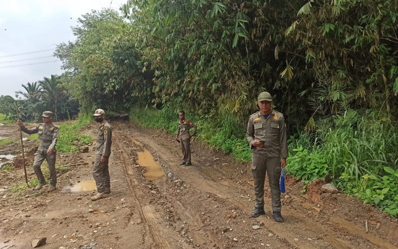Respon Aduan Warga dan Laporam Camat, Satpol PP Kabupaten Segel Galian Ilegal