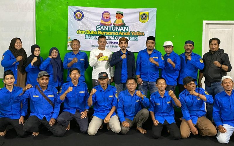 Katar Desa Gunung Sari Beri Santunan 40 Anak yatim, Bagikan Takjil dan Buka bersama