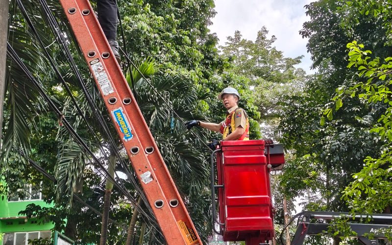 Pemkot Bogor Putus Kabel Udara, Targetkan 30 KM di 2026, Komitmen Tata Kota Lebih Rapi dan Indah