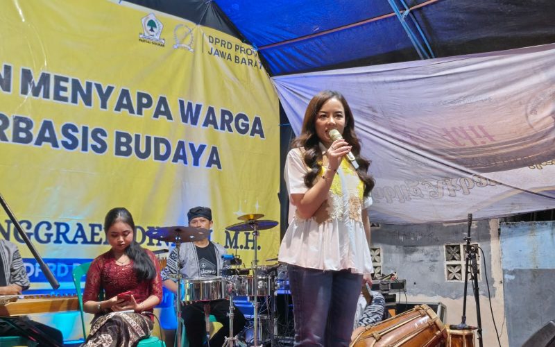 Dewan Menyapa Warga Berbasis Budaya, Fetty Anggraenidini Ajak Warga Cilendek Timur Lestarikan Budaya Sunda
