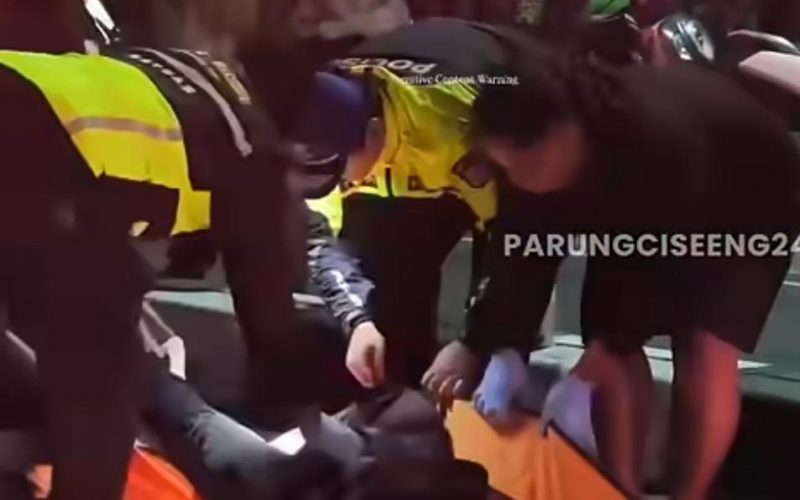 2 Pemotor di Kemang Tewas Tertabrak Mobil