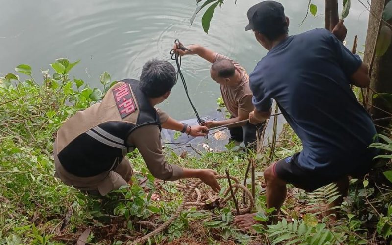 Mayat Pria Ditemukan Mengambang di Danau Cileungsi. Ini Ciri-cirinya