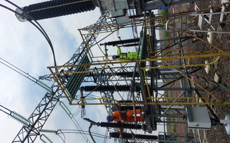 Jaga Keandalan Pasokan Listrik di Momen Idul Fitri 1447 H, PLN UPT Cirebon Laksanakan Perbaikan Rembesan CT Busbar di GI Indramayu