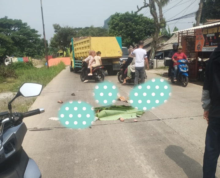 Seorang Siswi Ditemukan Meninggal Dunia, Usai Motornya Bersenggolan dengan Truk