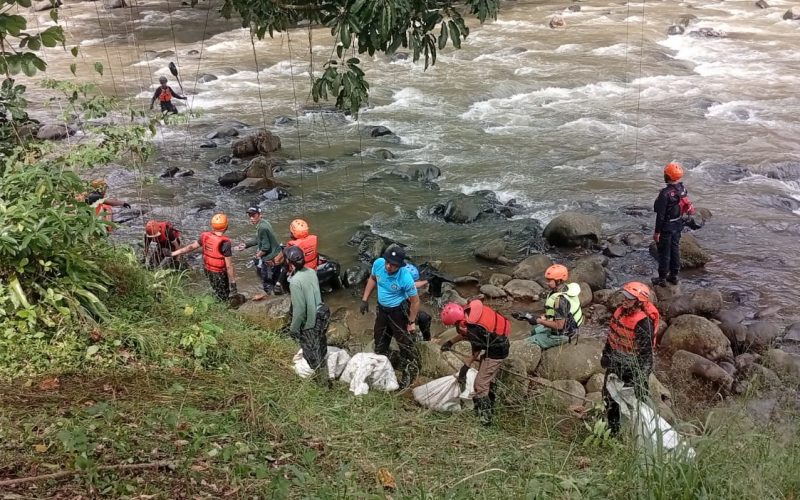 Dari Popok hingga Kasur, Sampah di Sungai Ciliwung Bikin Prihatin Pemkot Bogor