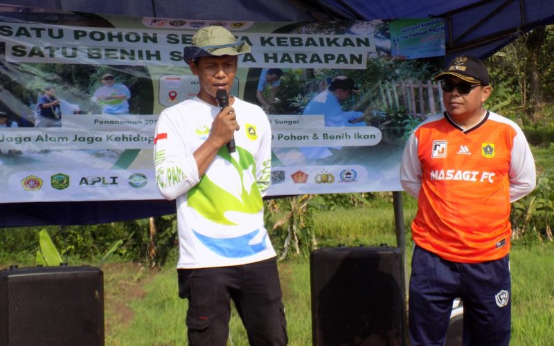 Peringati Hari Bumi 2026,  Pemerintahan Desa Pamijahan Bogor Tanam 1500 pohon