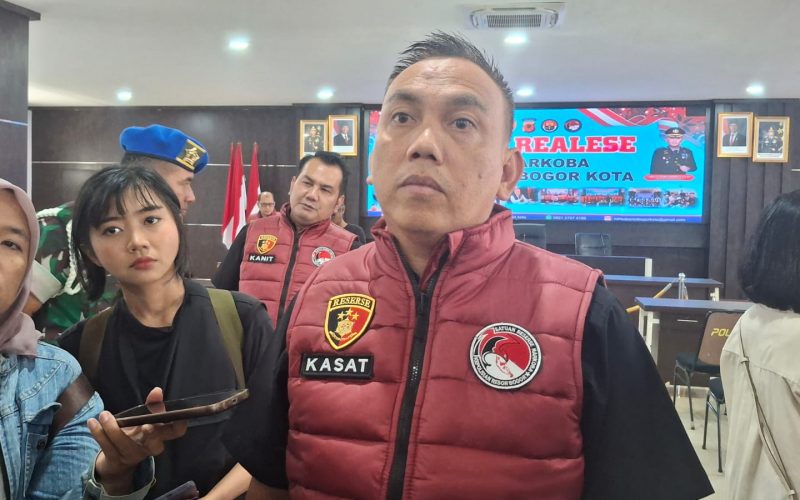 Seorang Perempuan Berusia 44 Tahun Pengedar Sabu 1 Kilogram Ditangkap Polisi, Ini Modusnya