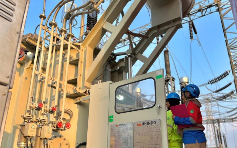 Di Balik Terangnya Negeri, Kiprah Srikandi PLN UPT Cirebon Menembus Batas di Hari Kartini