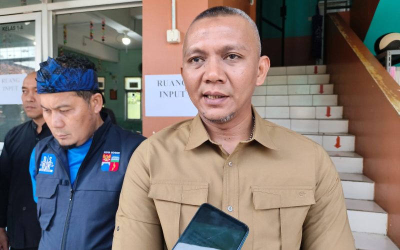 Jenal Mutaqin Tinjau Revitalisasi SDN Pakuan, Tambah 5 RKB untuk Kurangi Kelas Siang