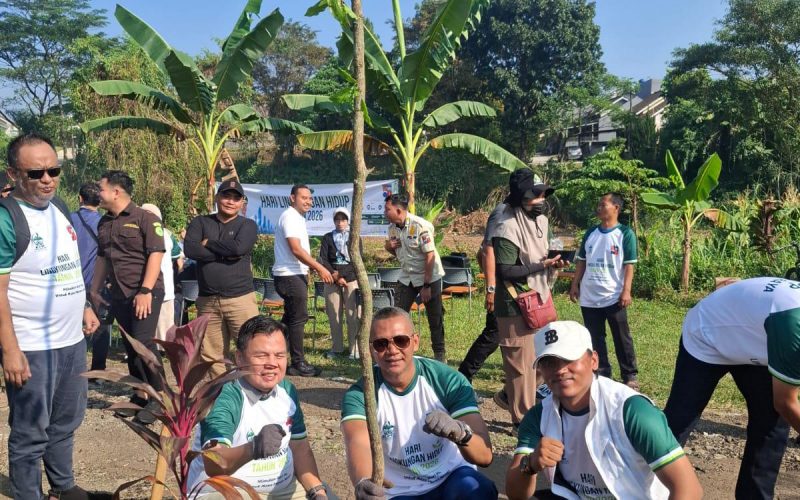 Peringati Hari Lingkungan Hidup 2026, KPP Bogor Raya Tanam Pohon dan Beri Penghargaan untuk Kadis LH Kota Bogor