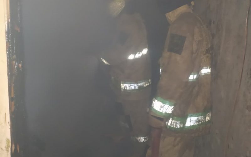 Lilin Jatuh Saat Listrik Padam, Tiga Rumah di Bojonggede Ludes Terbakar