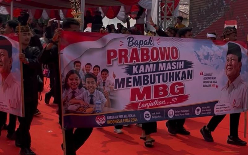 Warga Kabupaten Bogor Sampaikan Harapan agar Program MBG Tetap Berlanjut di Helaran HJB ke-544
