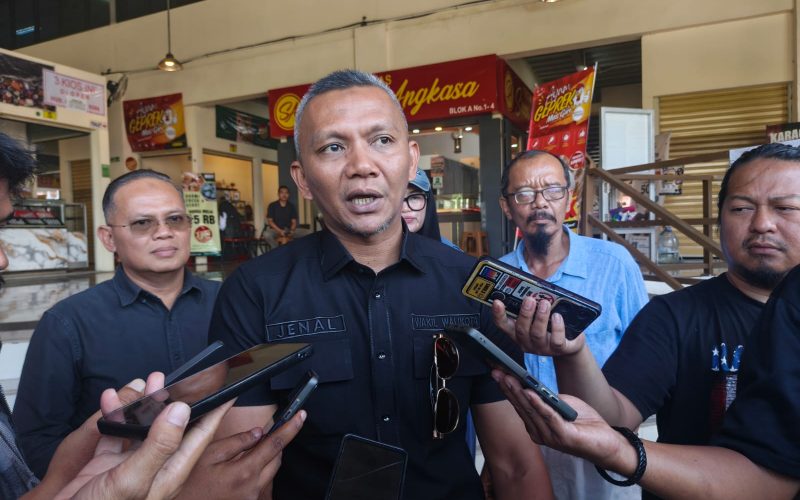 Jenal Mutaqin: Harga Bahan Pokok di Pasar Jambu Dua Stabil, PKL Diajak Manfaatkan Kios Gratis Selama Tiga Bulan